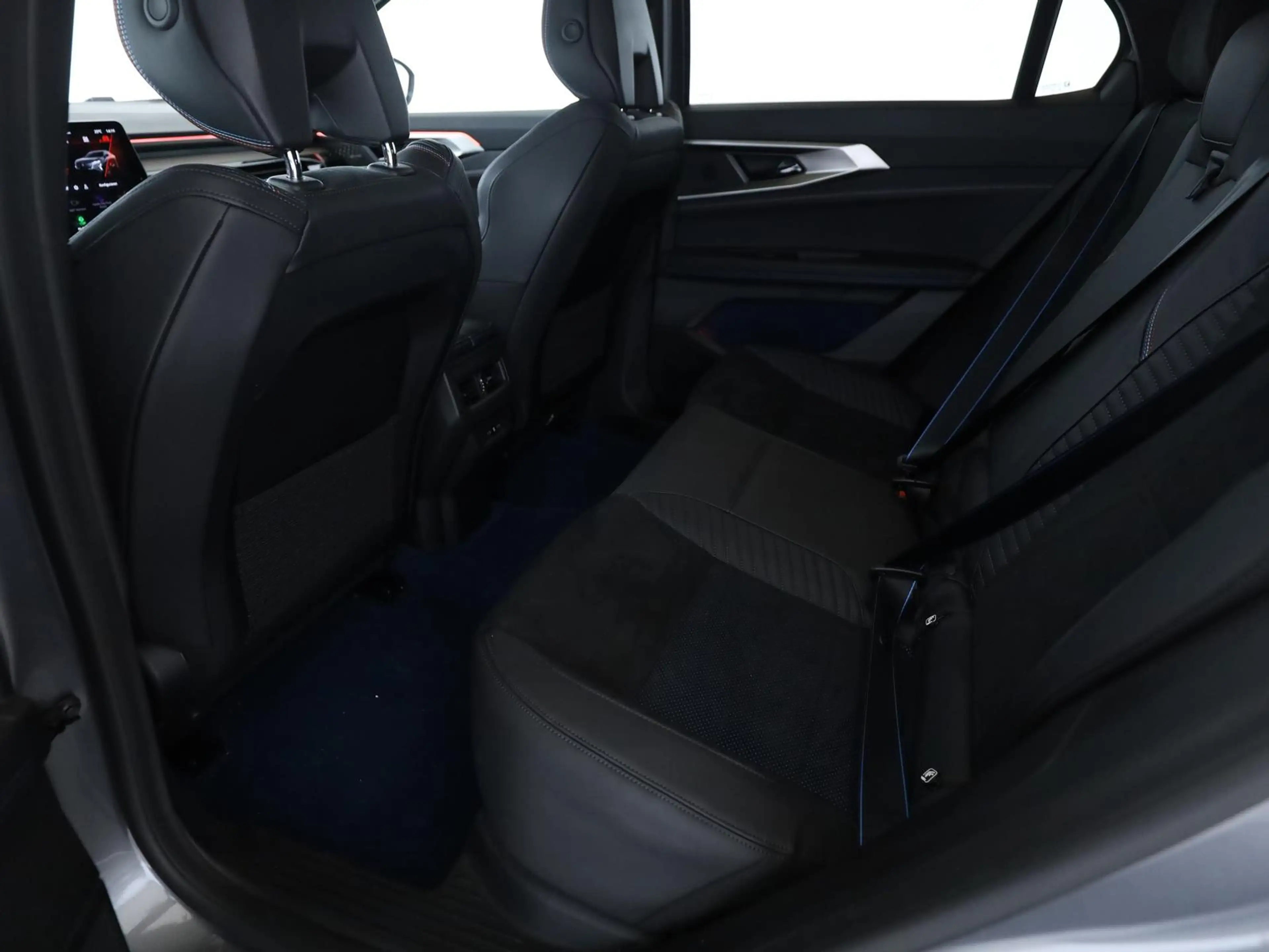 Renault Rafale 1.2 E-Tech 4x4 plug-in hybrid 300 atelier Alpine — photo 11