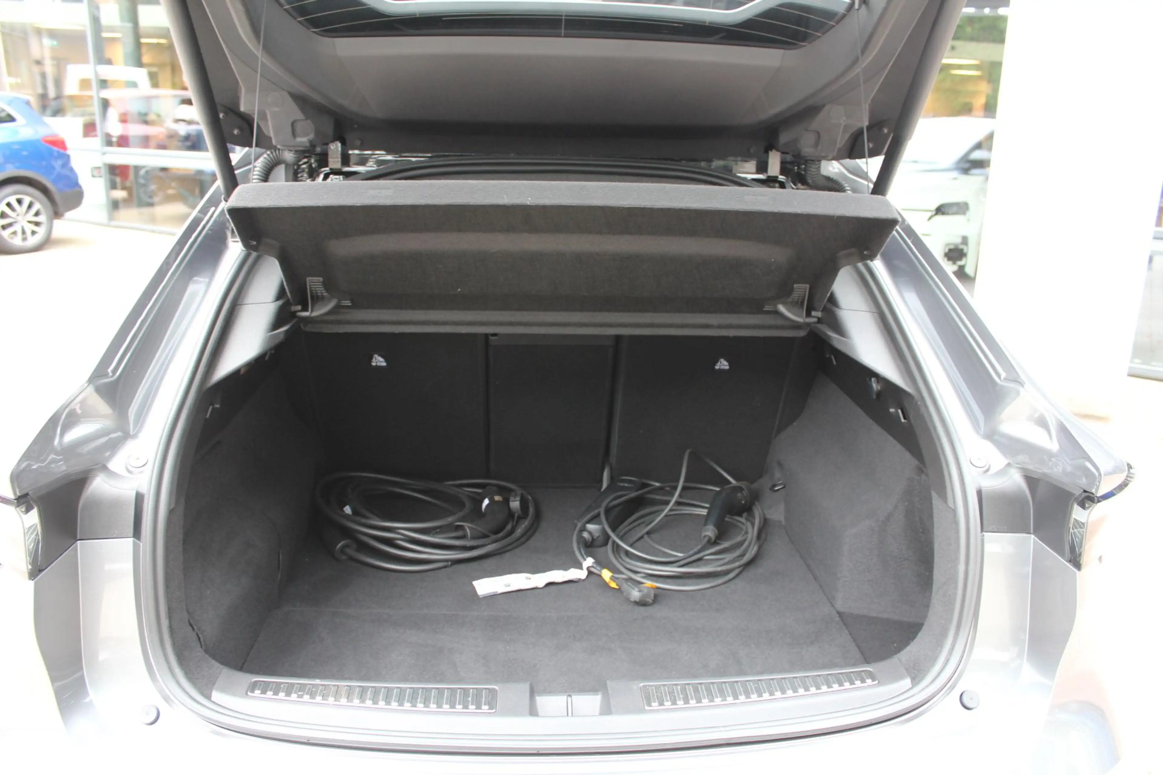 Renault Rafale 1.2 E-Tech 4x4 plug-in hybrid 300 atelier Alpine — photo 14