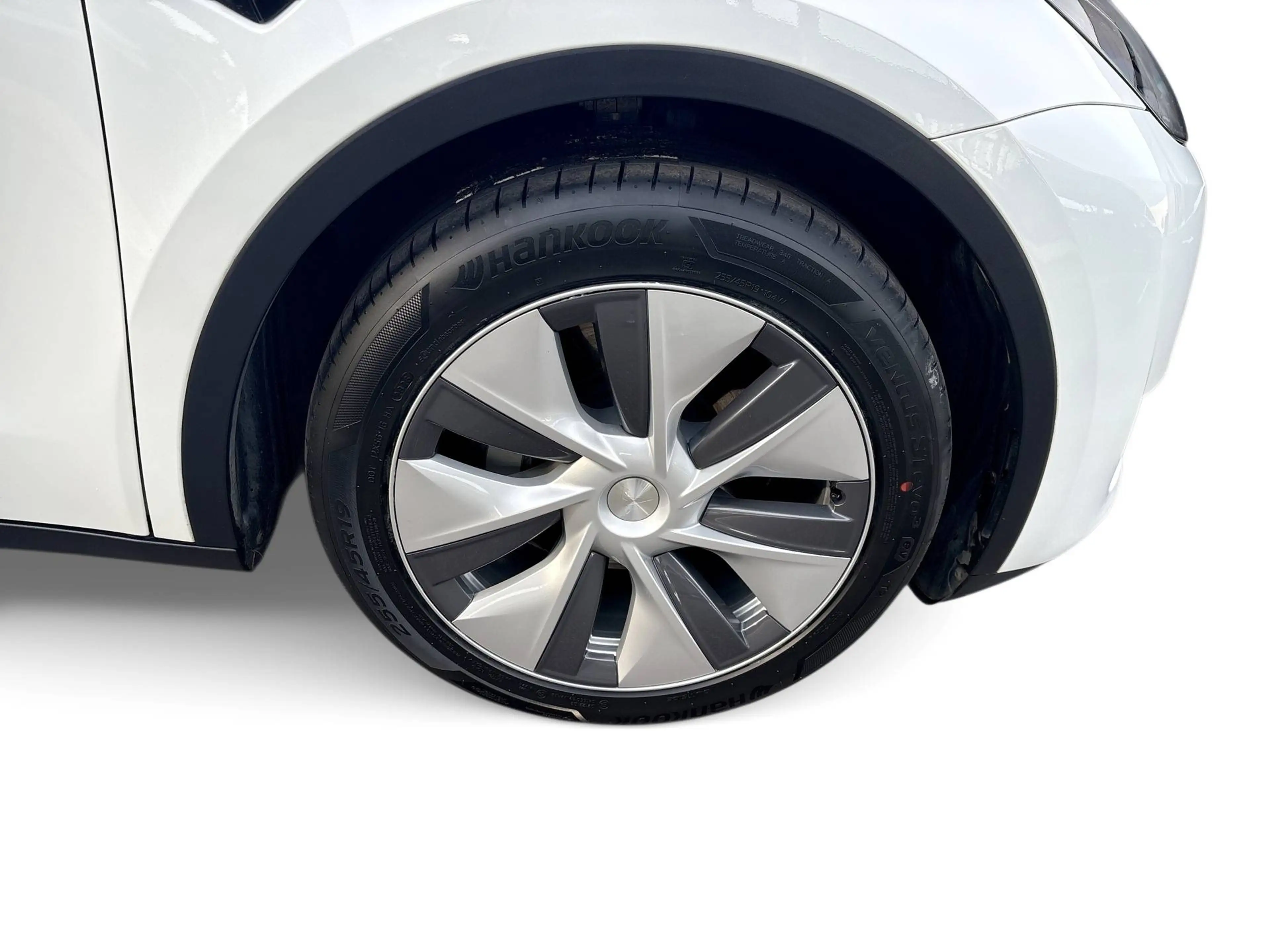 Tesla Model Y Long Range AWD/Certified Pre owned — photo 12