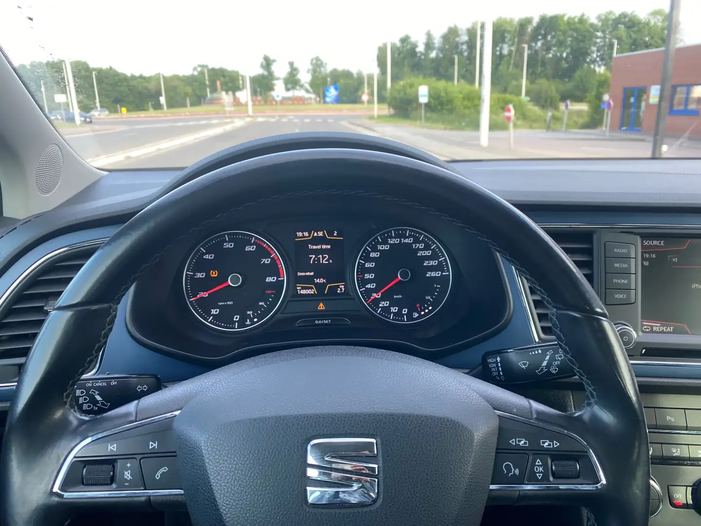 SEAT Leon Leon SC 1.2 TSI Connect Zilver - 2