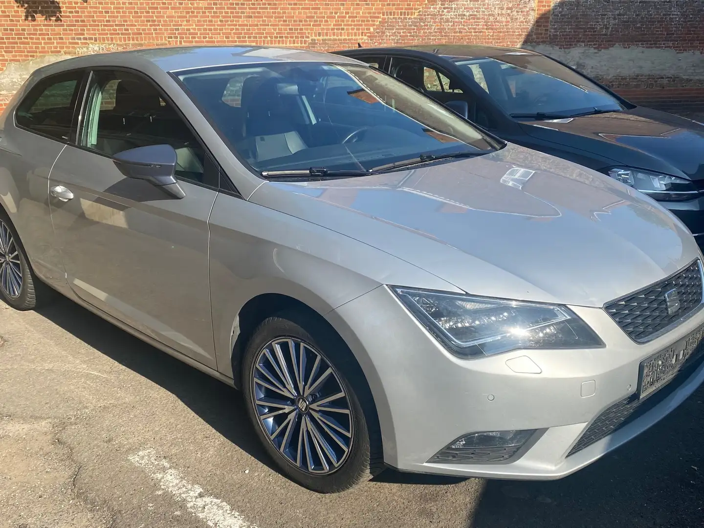 SEAT Leon Leon SC 1.2 TSI Connect Zilver - 1