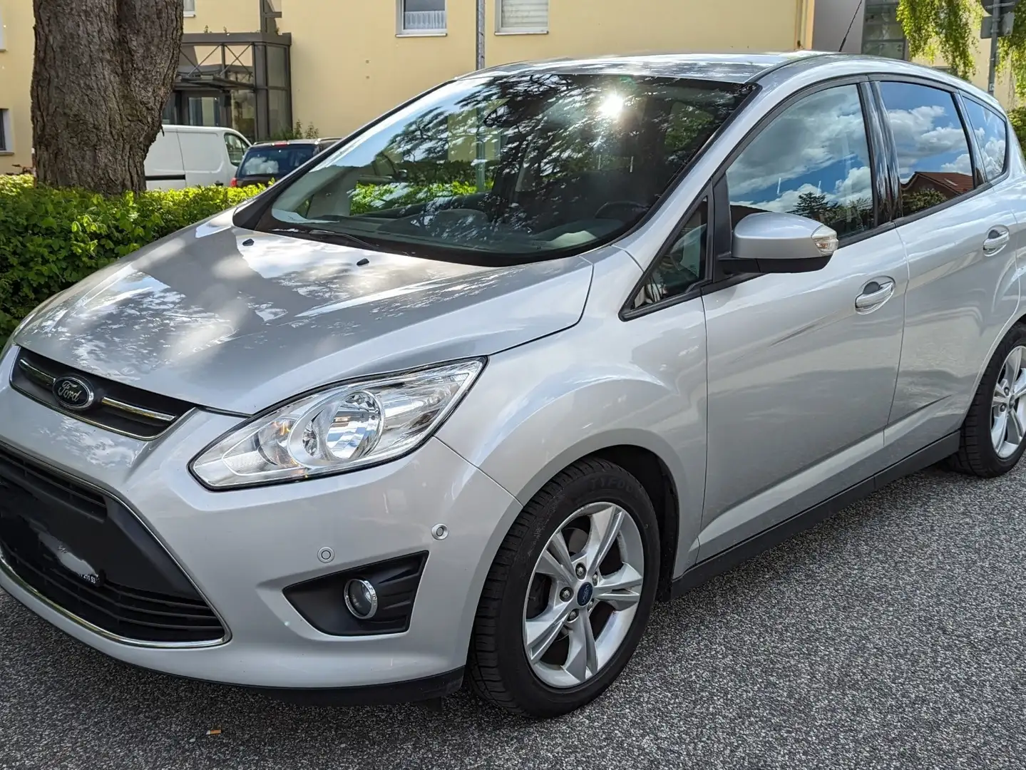Ford C-Max 1.0 EcoBoost Start-Stopp-System Champions Edition Grau - 1