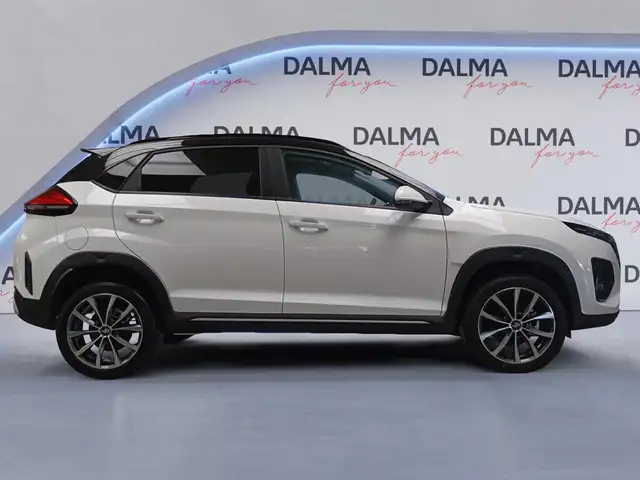 DR Automobiles DR3 view 6