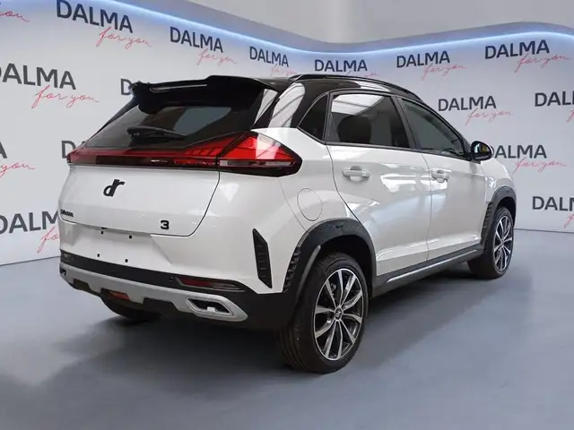 DR Automobiles DR3 view 5