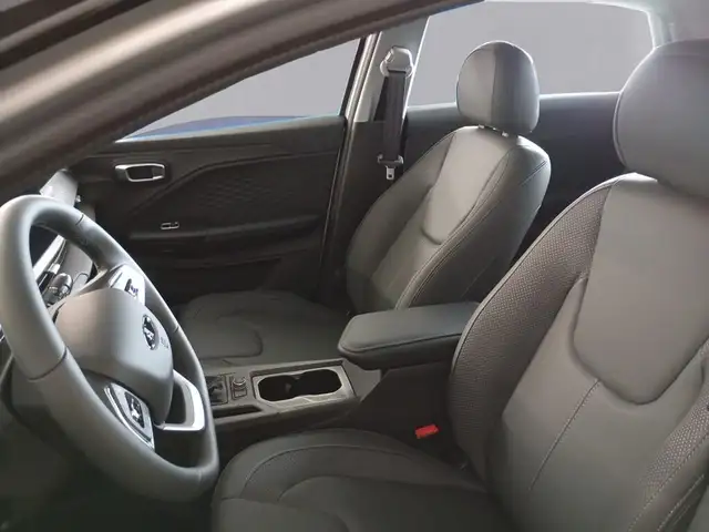 DR Automobiles DR3 view 10