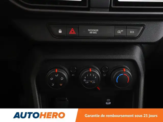 Dacia Sandero view 23