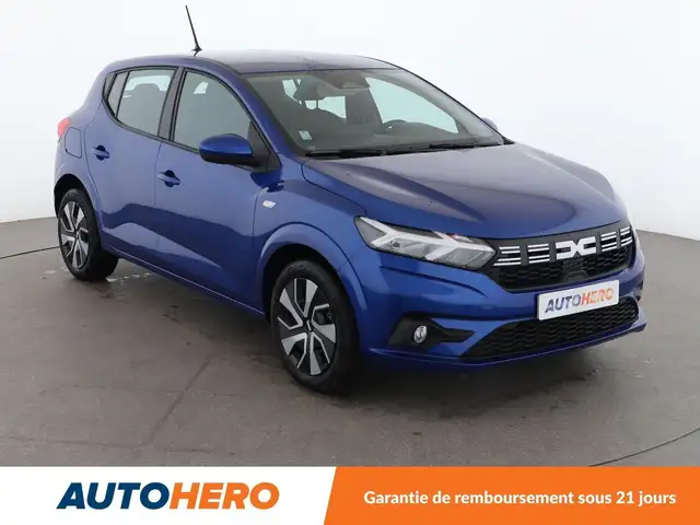 Dacia Sandero view 8