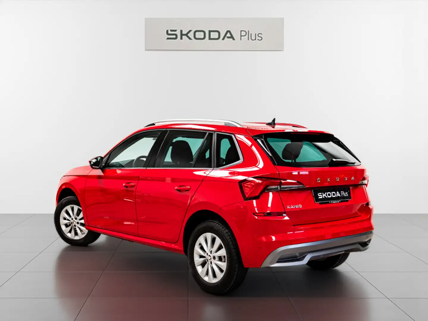 Skoda Kamiq 1.5 TSI Ambition DSG Rojo - 2