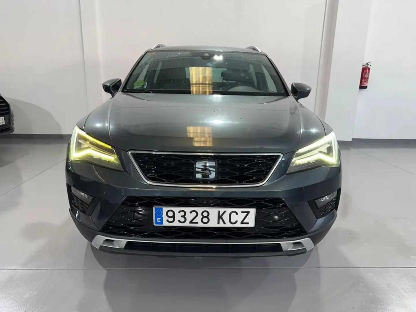 SEAT Ateca 1.4 EcoTSI S&S Xcellence Gris - 2