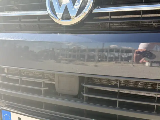 Volkswagen California view 14