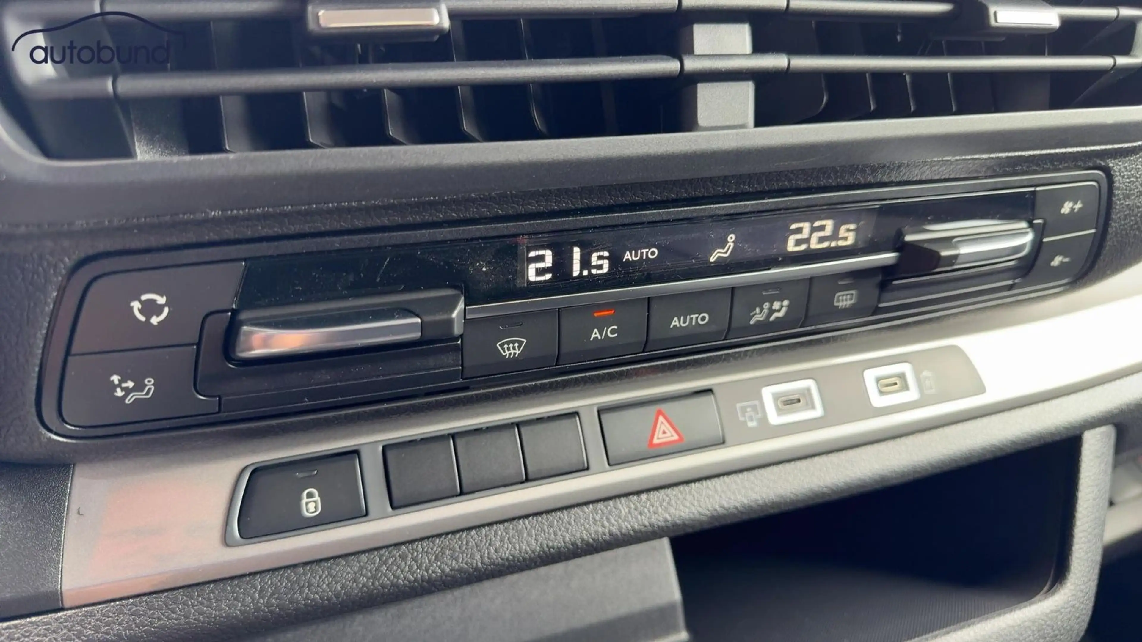 Citroen Spacetourer 2.2 BlueHDI 180 Autom. Plus M 8-Sitzer AHK KA LE — photo 15