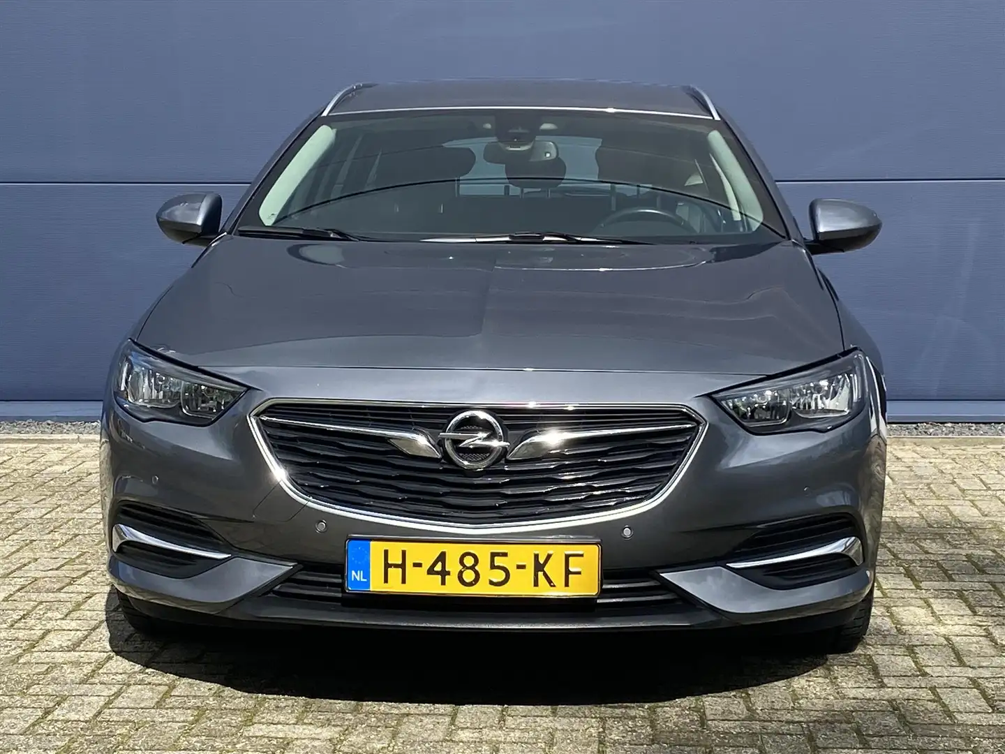 Opel Insignia Sports Tourer 1.5 Turbo 165pk Business Executive | Grijs - 2