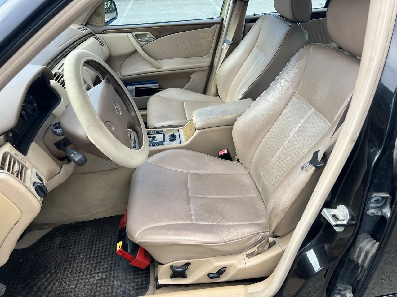 Mercedes-Benz E 270 cdi Avantagard Automatica, foto 5