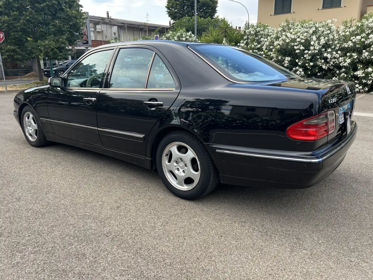 Mercedes-Benz E 270 cdi Avantagard Automatica, foto 4