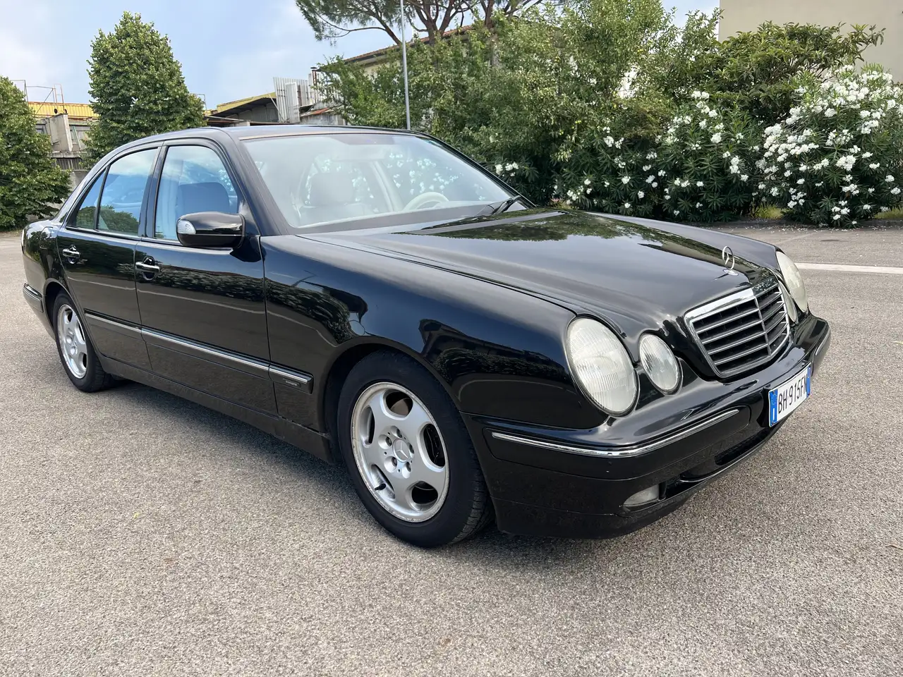 Mercedes-Benz E 270 cdi Avantagard Automatica, foto 2