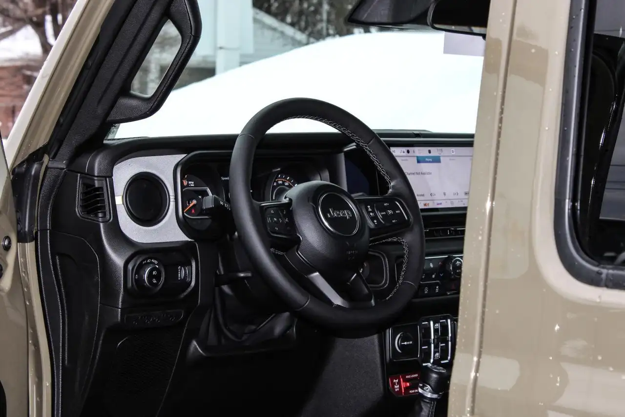 Jeep Gladiator снимка Jeep Gladiator
