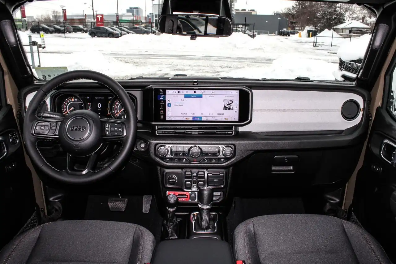 Jeep Gladiator снимка Jeep Gladiator