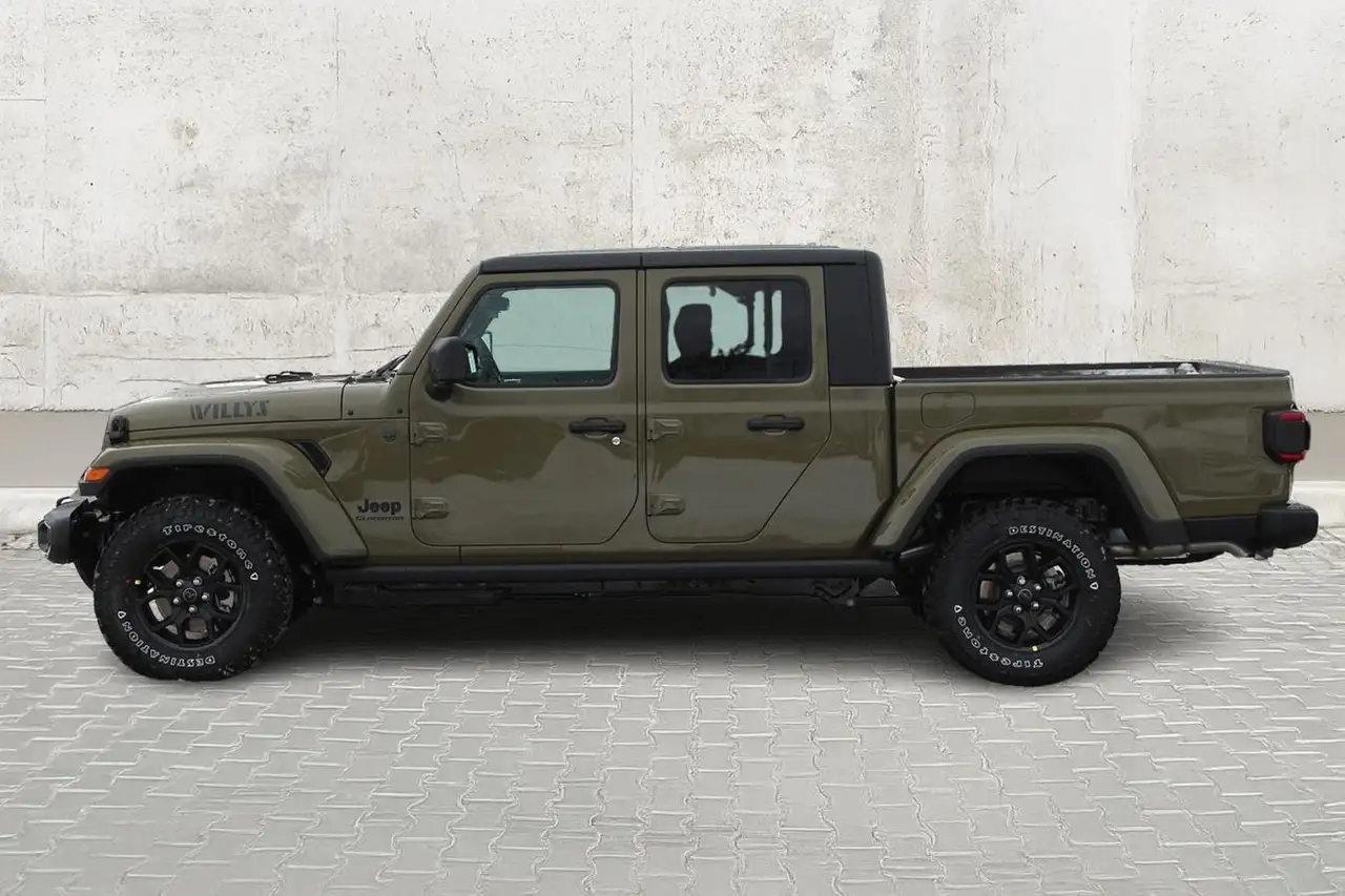 Jeep Gladiator снимка Jeep Gladiator