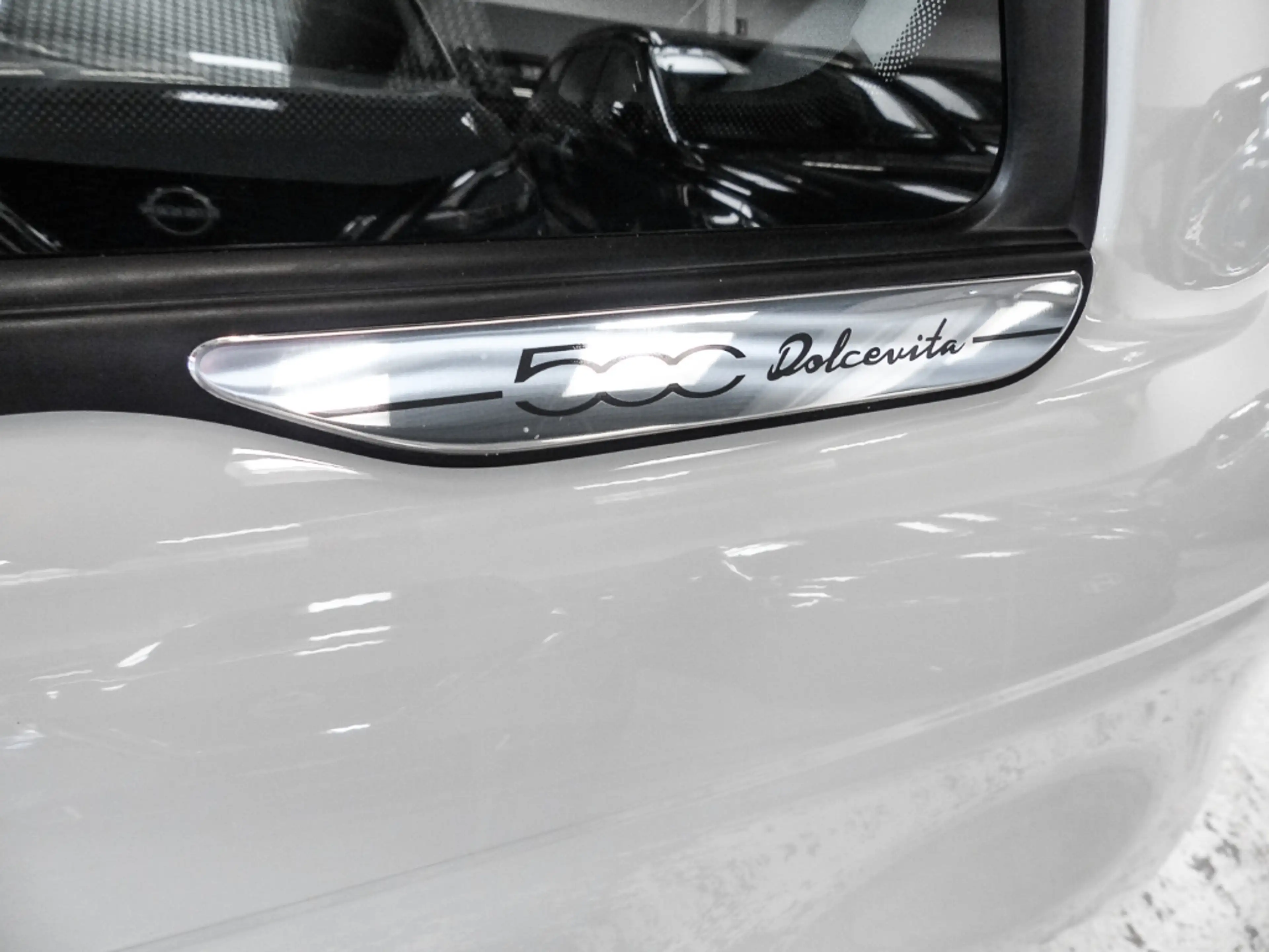 Fiat 500C Hybrid Dolcevita LED Apple CarPlay Klimaaut: DAB S — photo 14