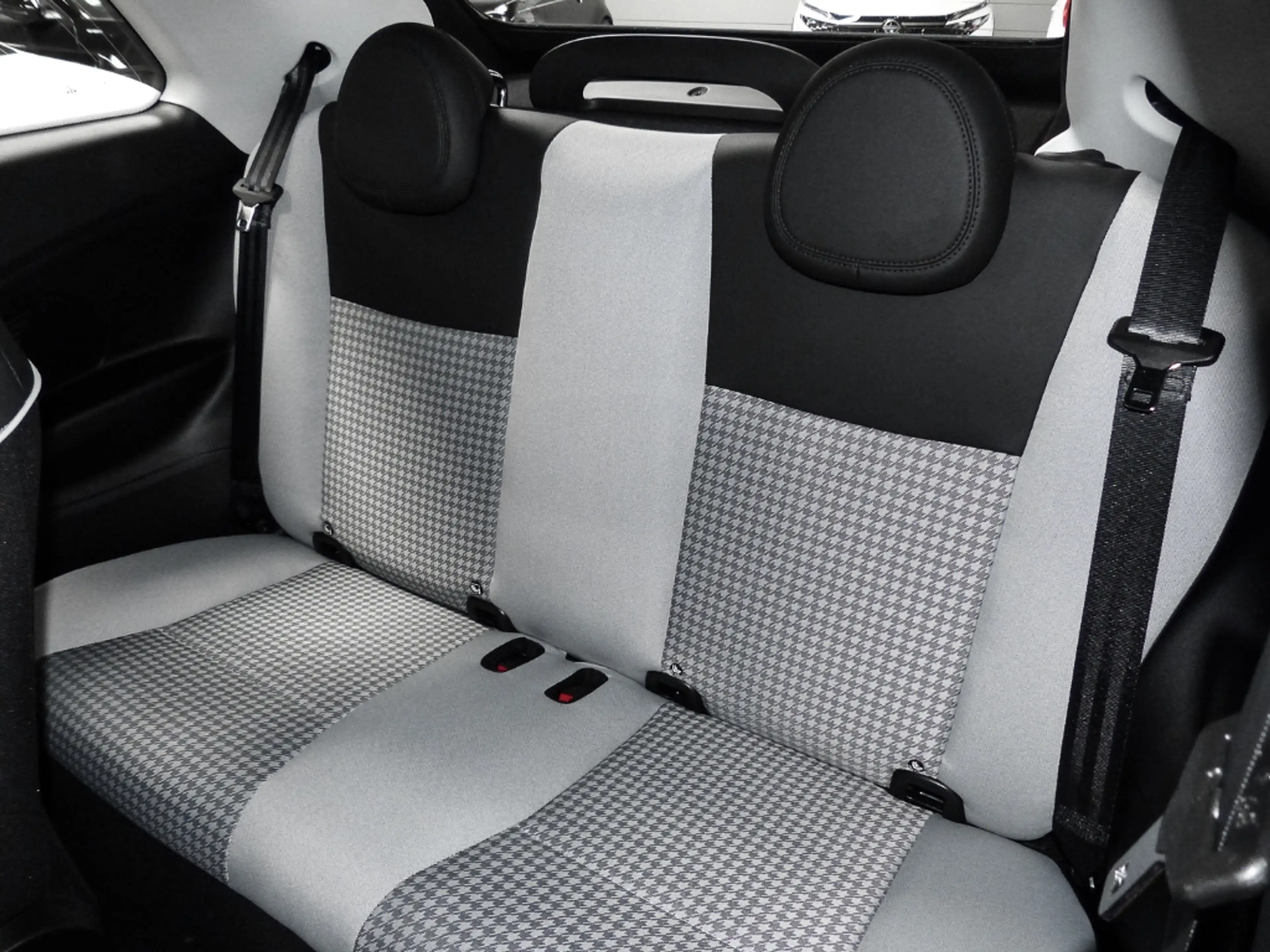 Fiat 500C Hybrid Dolcevita LED Apple CarPlay Klimaaut: DAB S — photo 12