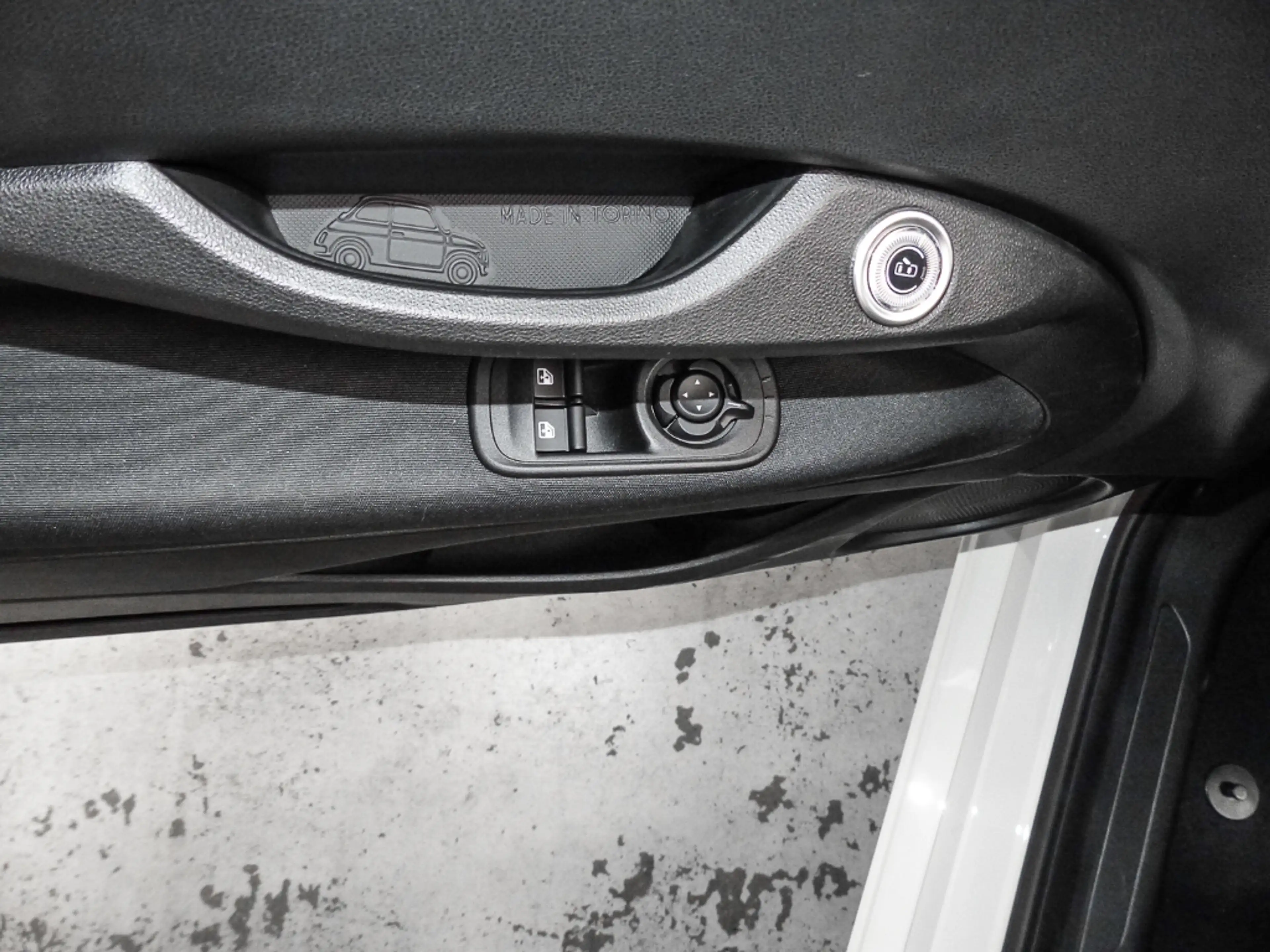 Fiat 500C Hybrid Dolcevita LED Apple CarPlay Klimaaut: DAB S — photo 13