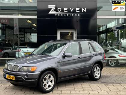 BMW X5 4.4i youngtimer! lage kmstand!