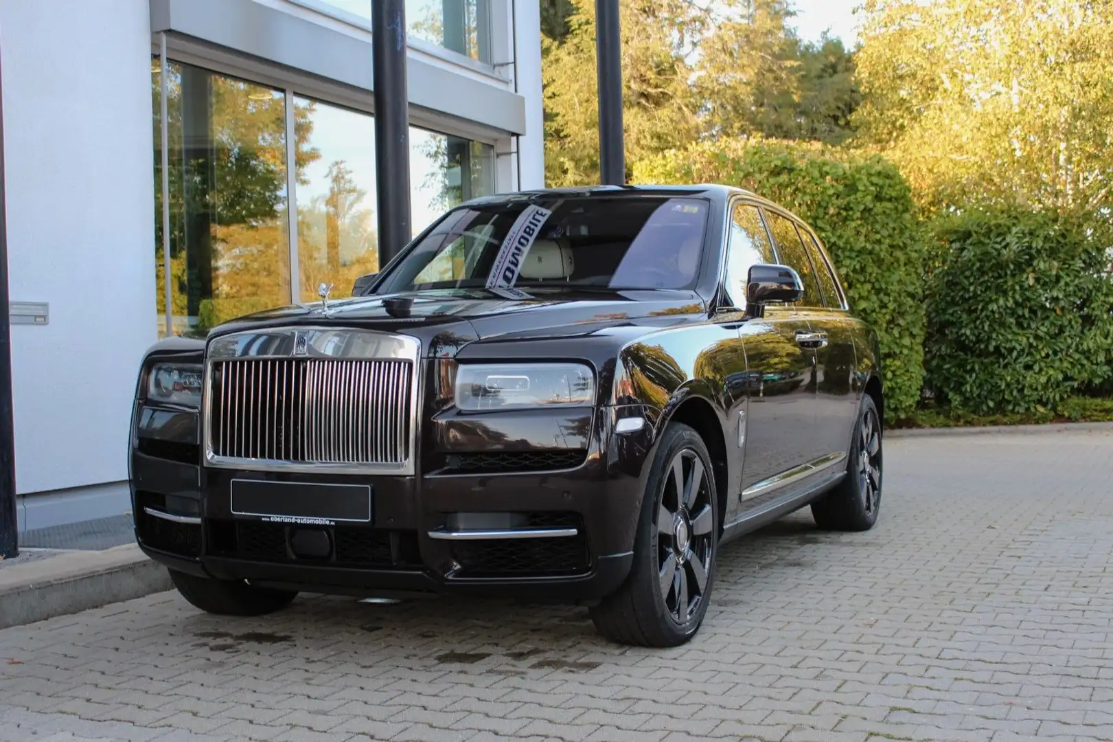 Rolls-Royce Cullinan - Braun - 1
