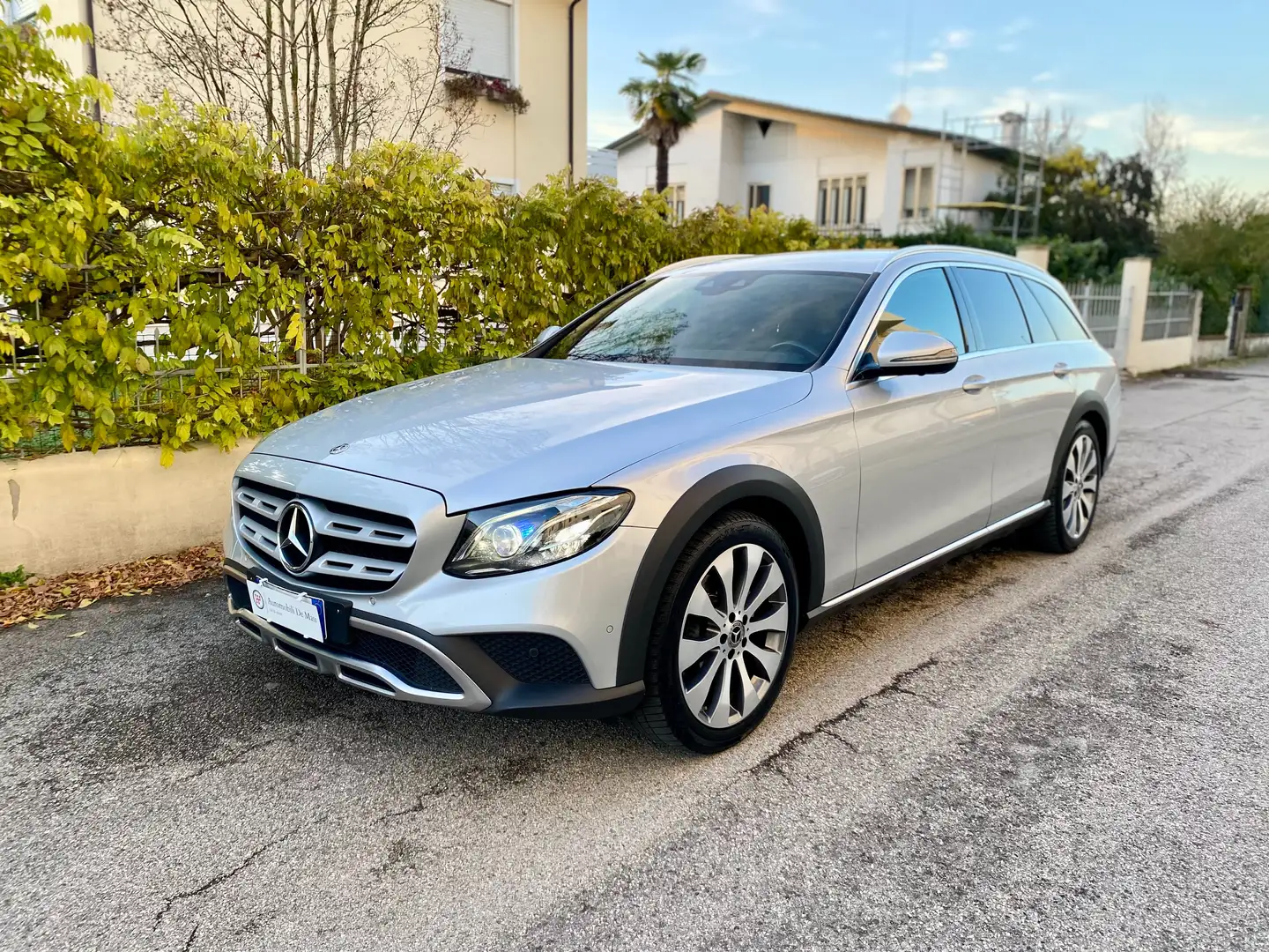 Mercedes-Benz E 220 d SW All-Terrain Sport 4matic auto 194cv Silber - 1