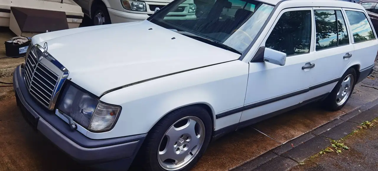 Mercedes-Benz E 230 E-Klasse TE, foto 5