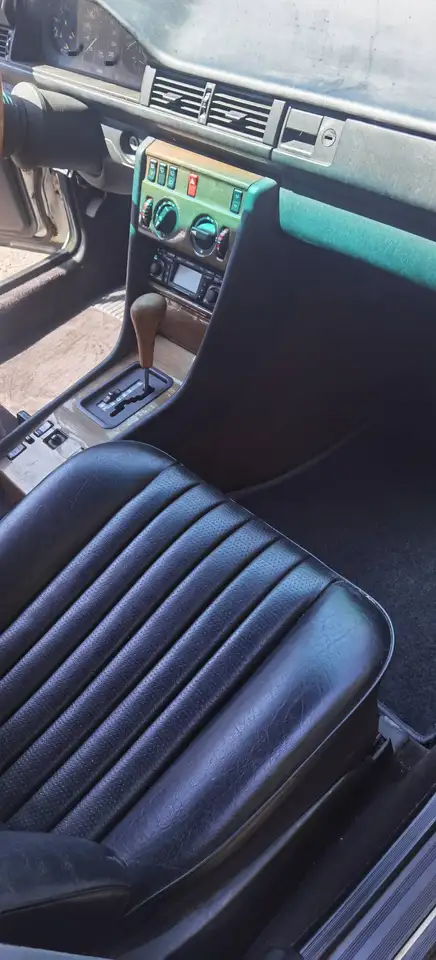 Mercedes-Benz E 230 E-Klasse TE, foto 12