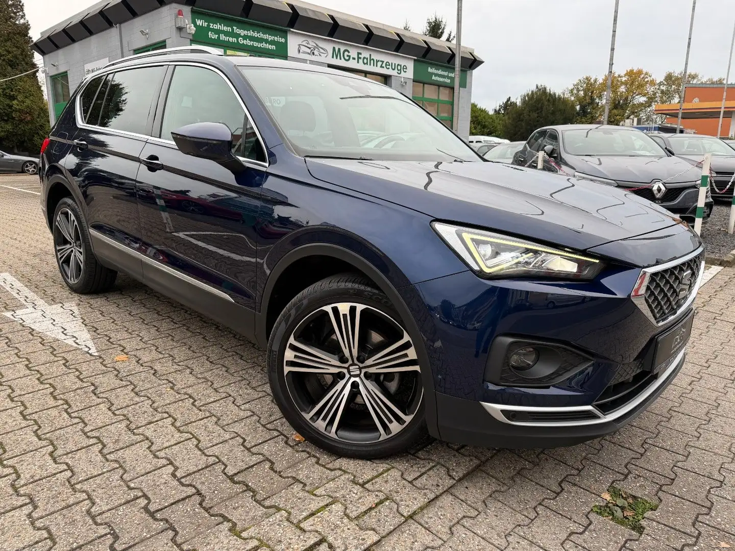 SEAT Tarraco Xcellence 7-SITZER AUTOMATIK PANO LED Blau - 2