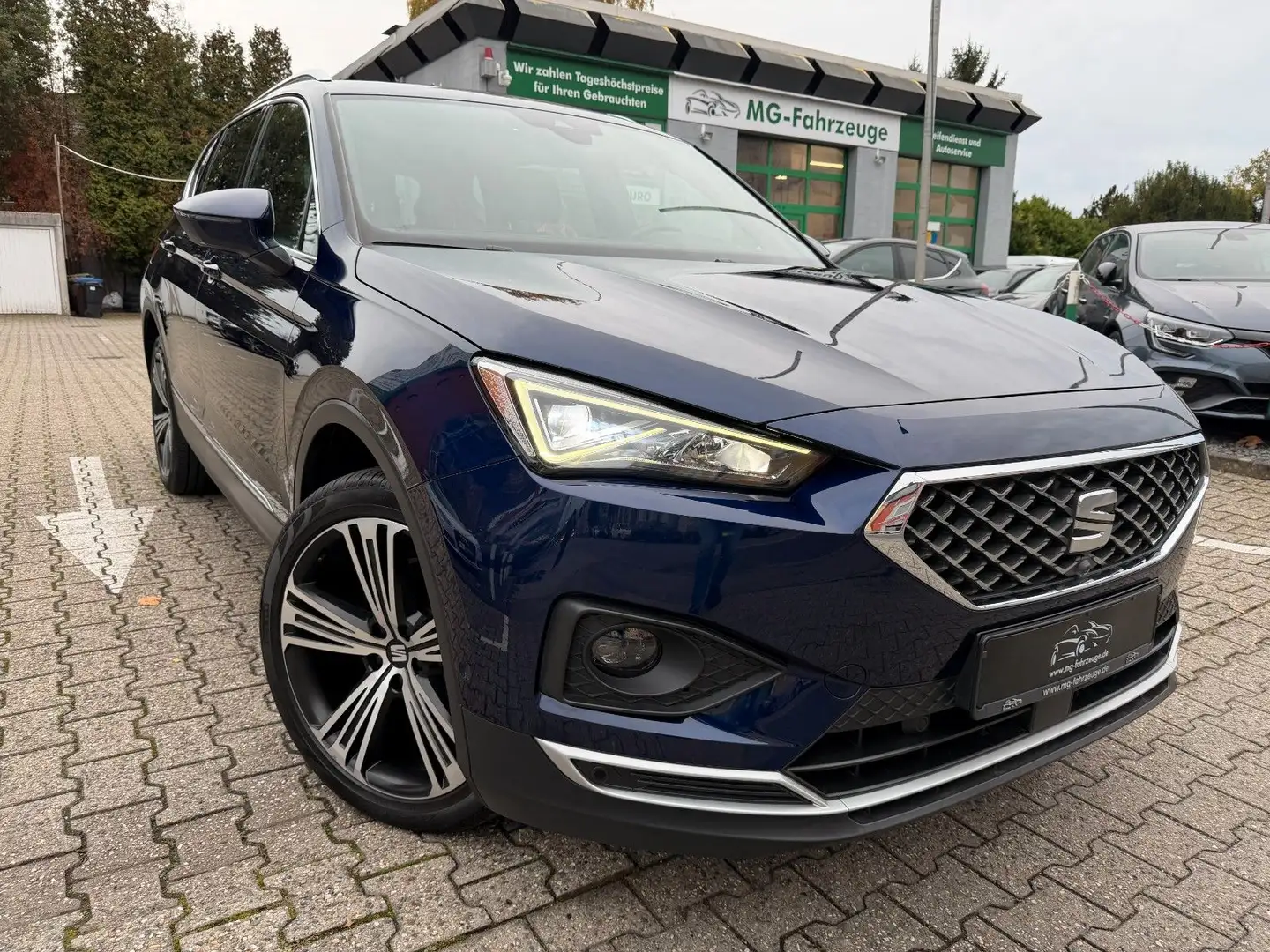 SEAT Tarraco Xcellence 7-SITZER AUTOMATIK PANO LED Blau - 1