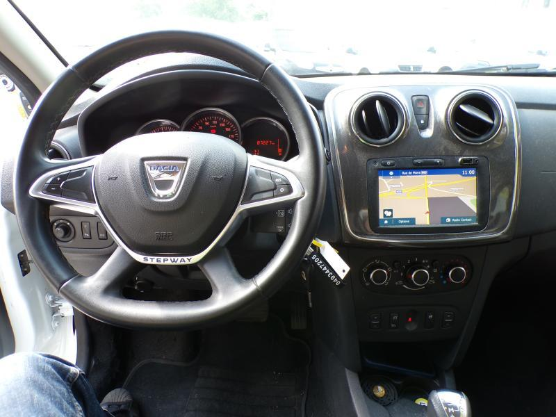 Dacia Sandero 0.9TCe 90cv Automatique Blanc 12/20 87227km Airco — photo 9