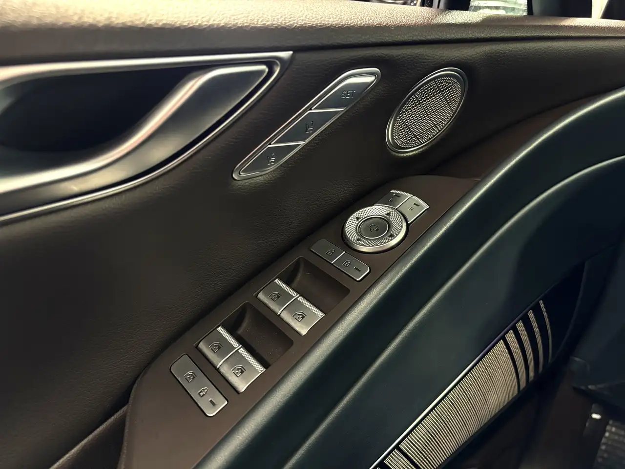 Genesis G80 снимка Genesis G80