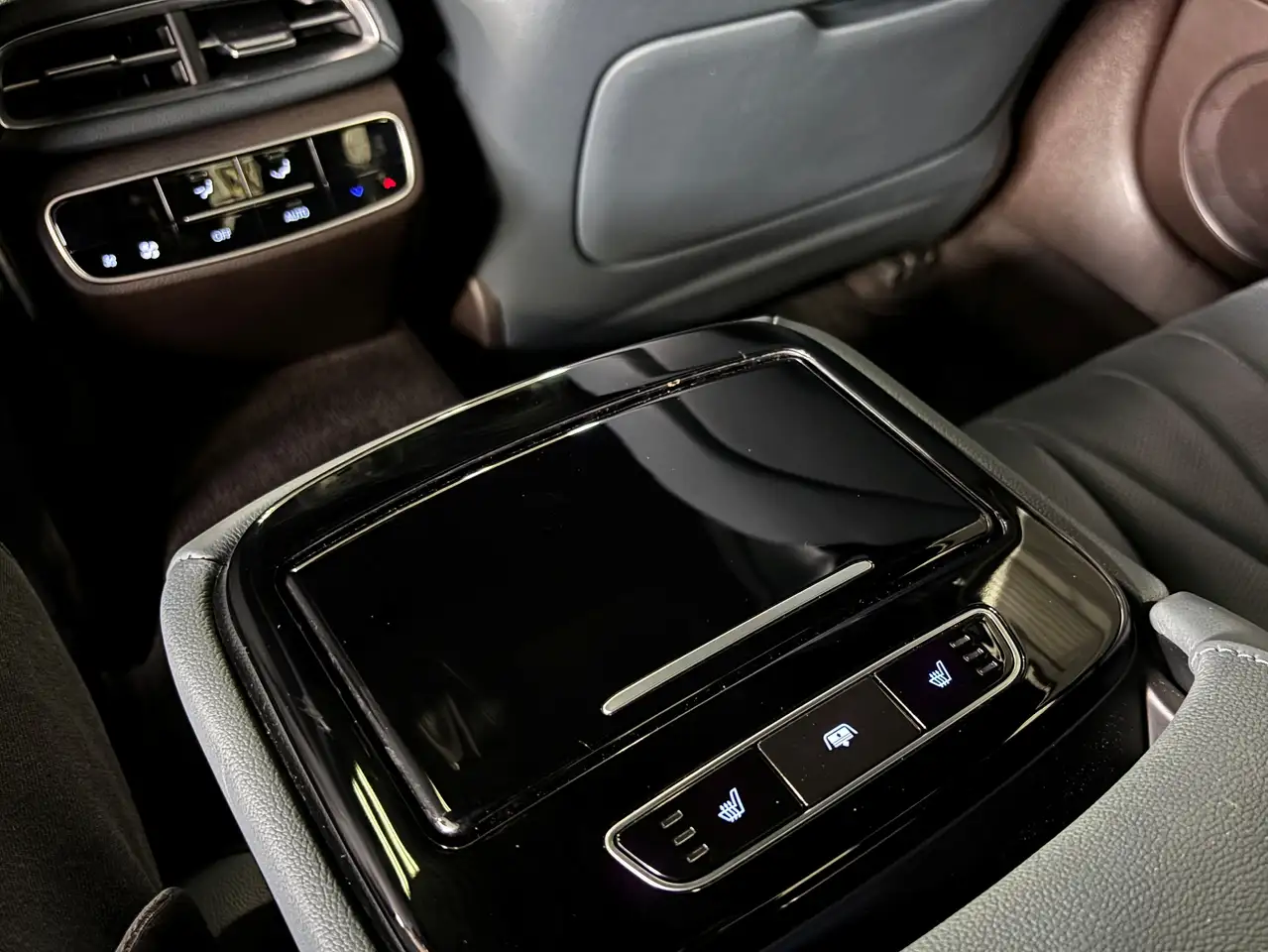 Genesis G80 снимка Genesis G80