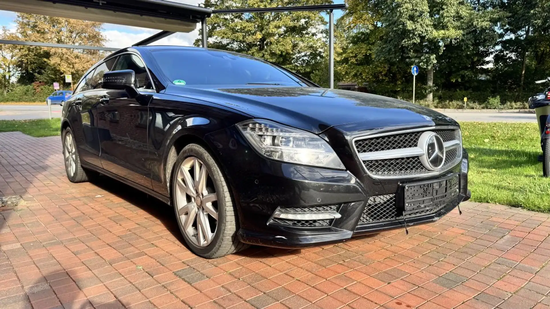 Mercedes-Benz CLS 350 Shooting Brake Schwarz - 2