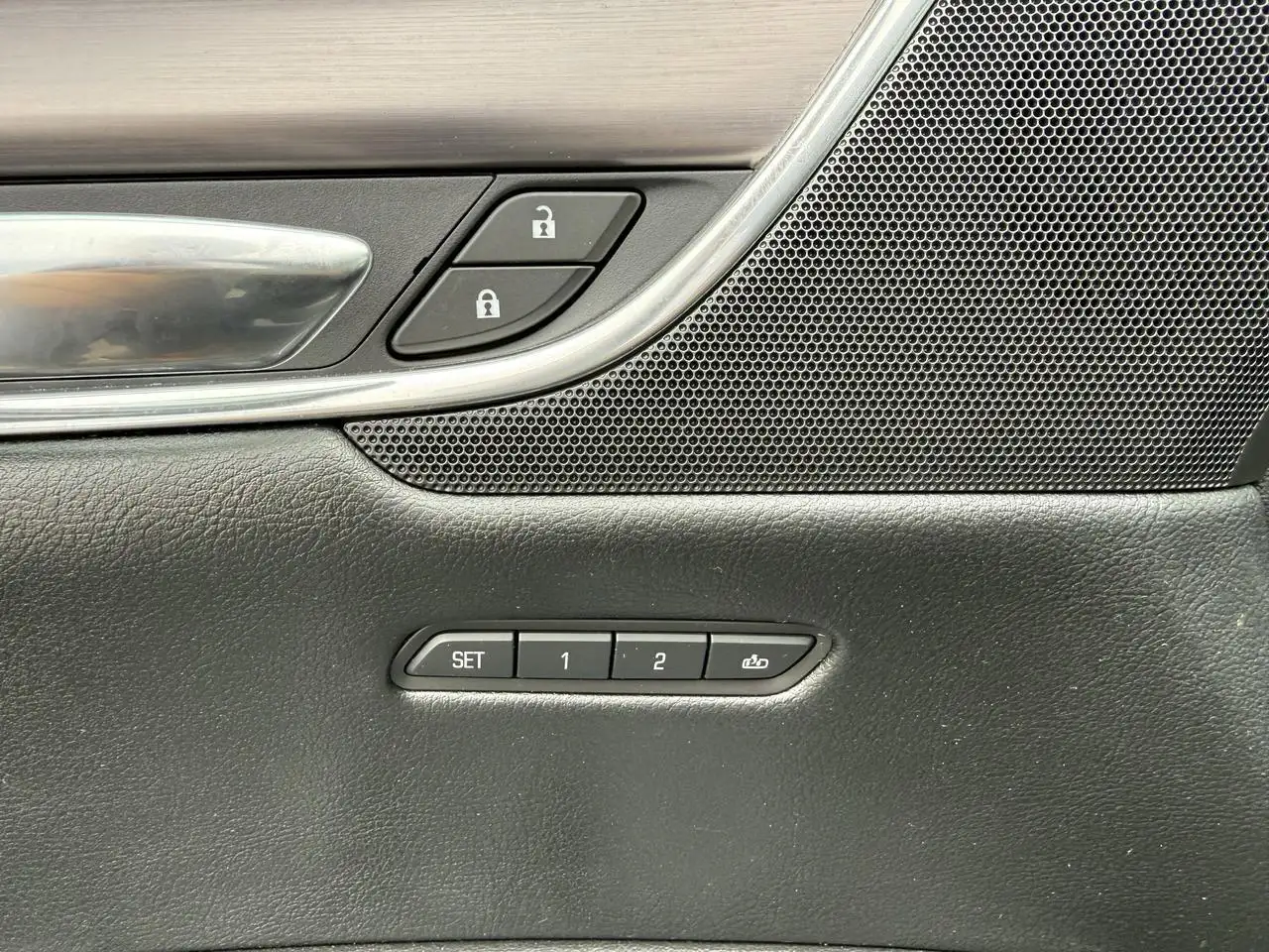 Cadillac XT5 снимка Cadillac XT5