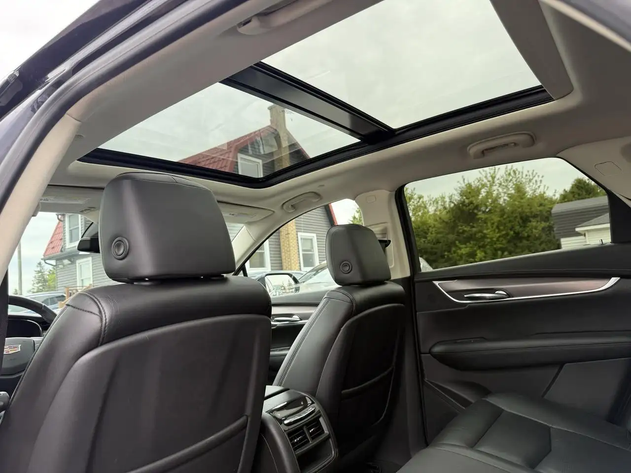 Cadillac XT5 снимка Cadillac XT5