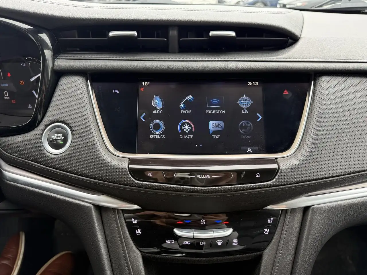 Cadillac XT5 снимка Cadillac XT5