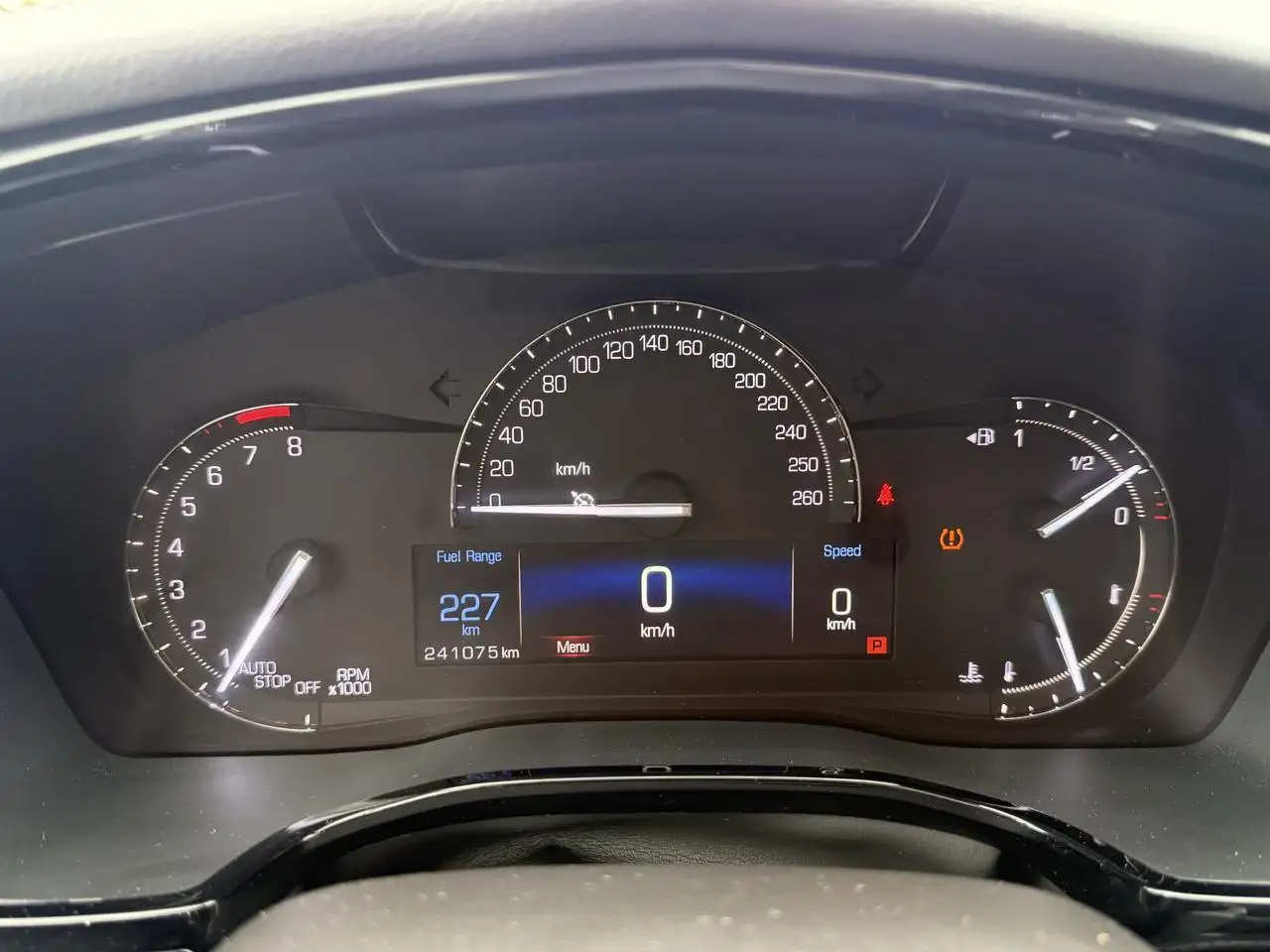 Cadillac XT5 снимка Cadillac XT5
