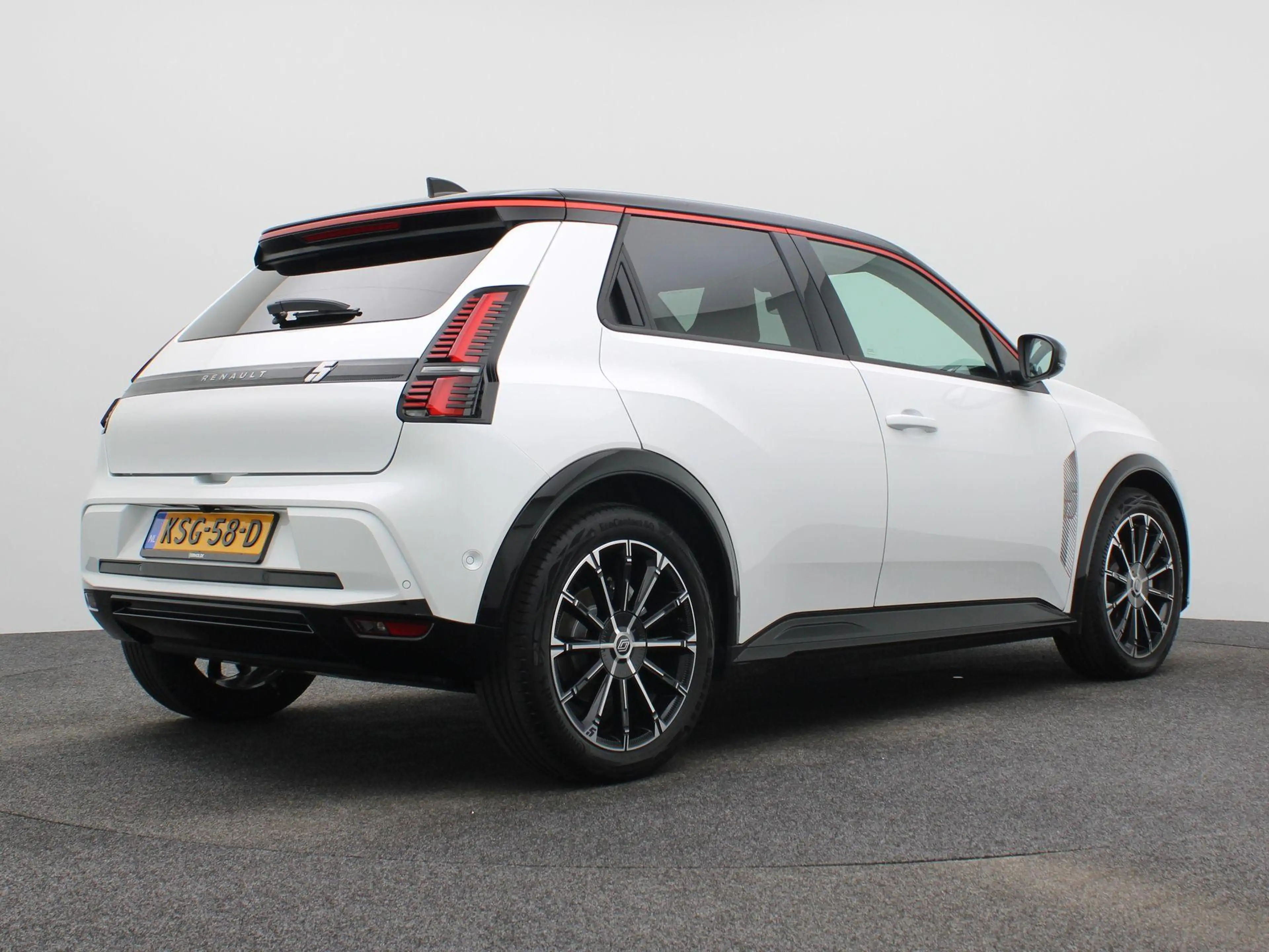 Renault R 5 comfort range Iconic 52 kWh — photo 5