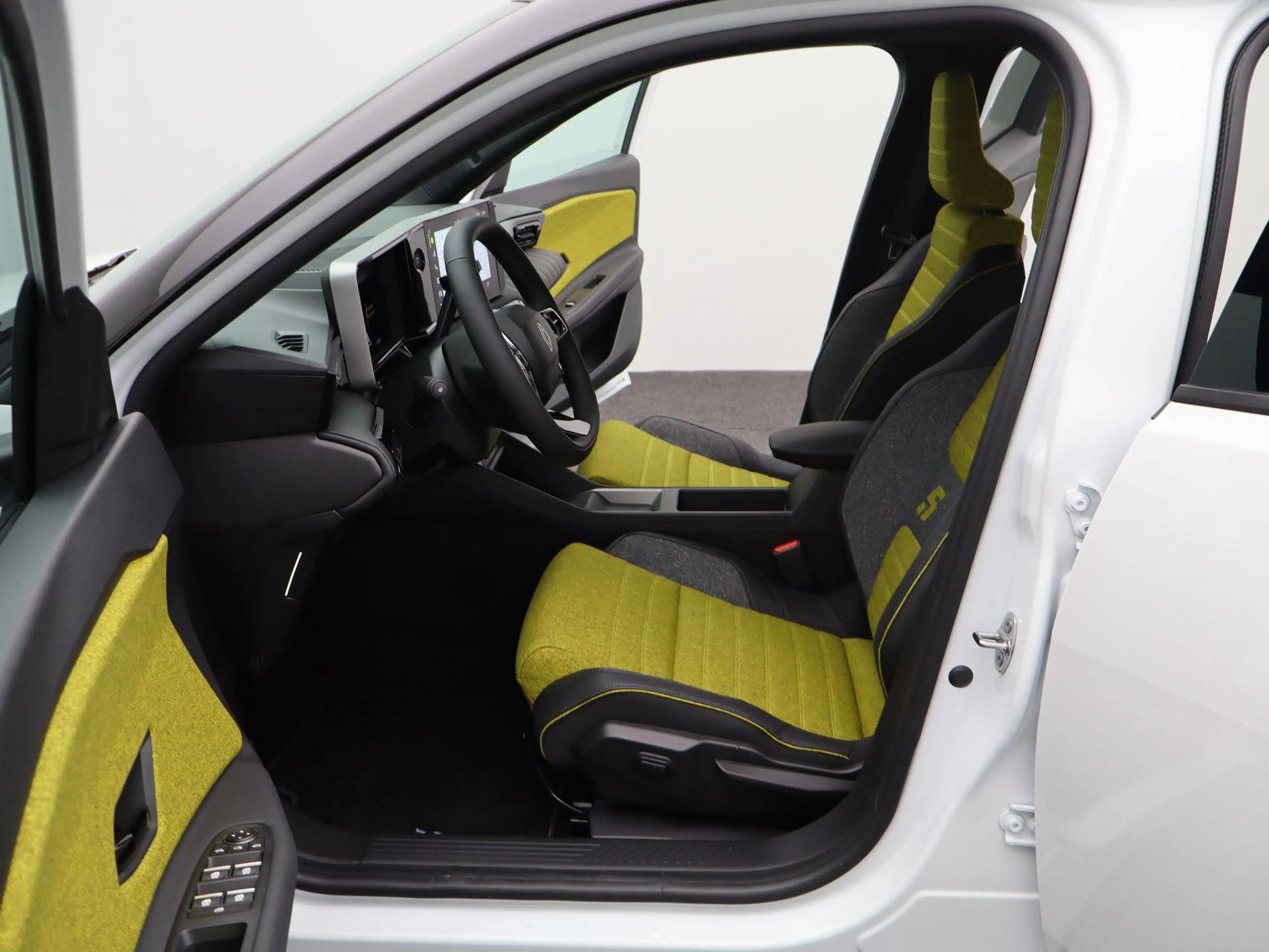 Renault R 5 comfort range Iconic 52 kWh — photo 13
