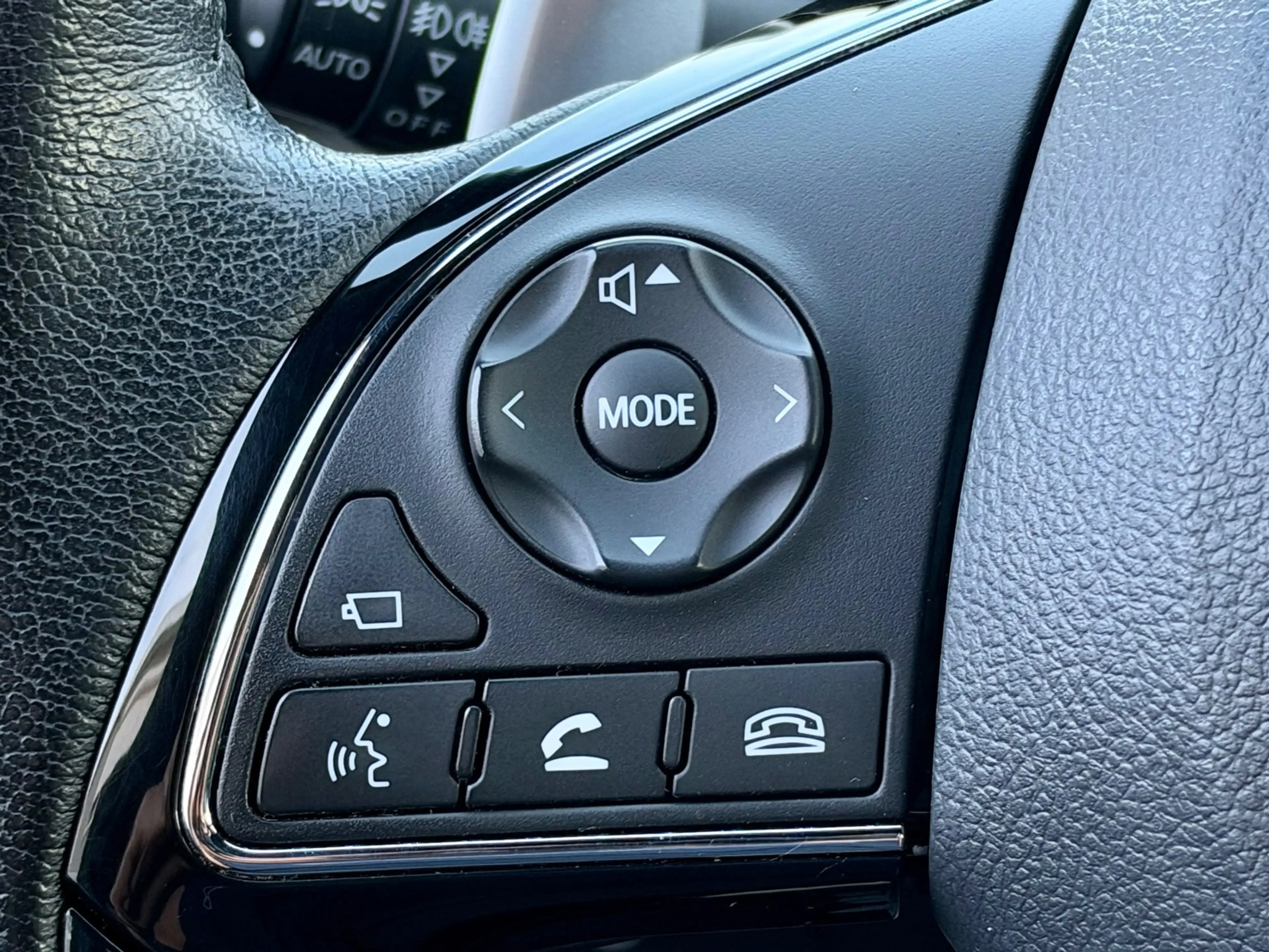 Mitsubishi Eclipse Cross 2.4 PHEV Intense+ | 1E EIGENAAR | CAMERA | NAVIGAT — photo 25