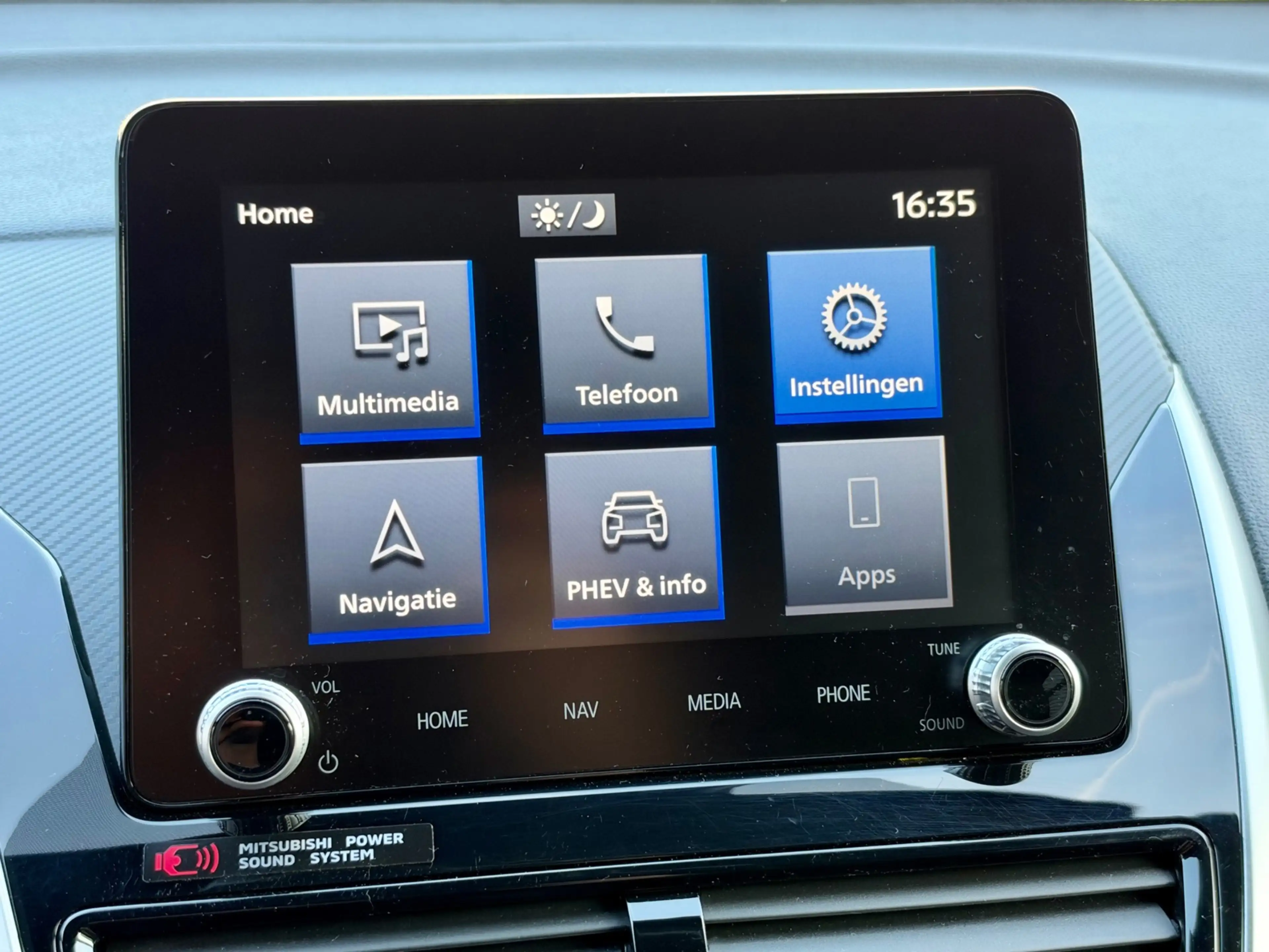 Mitsubishi Eclipse Cross 2.4 PHEV Intense+ | 1E EIGENAAR | CAMERA | NAVIGAT — photo 22