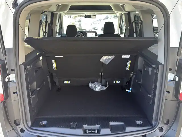 Ford Tourneo Courier view 15