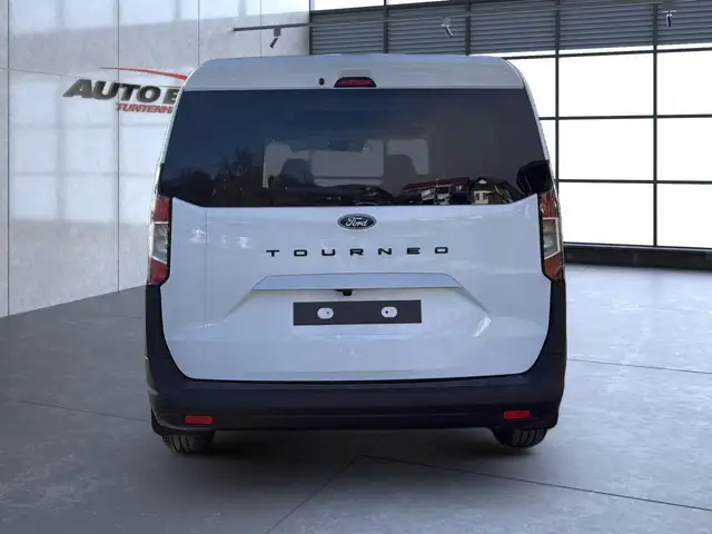 Ford Tourneo Courier view 12