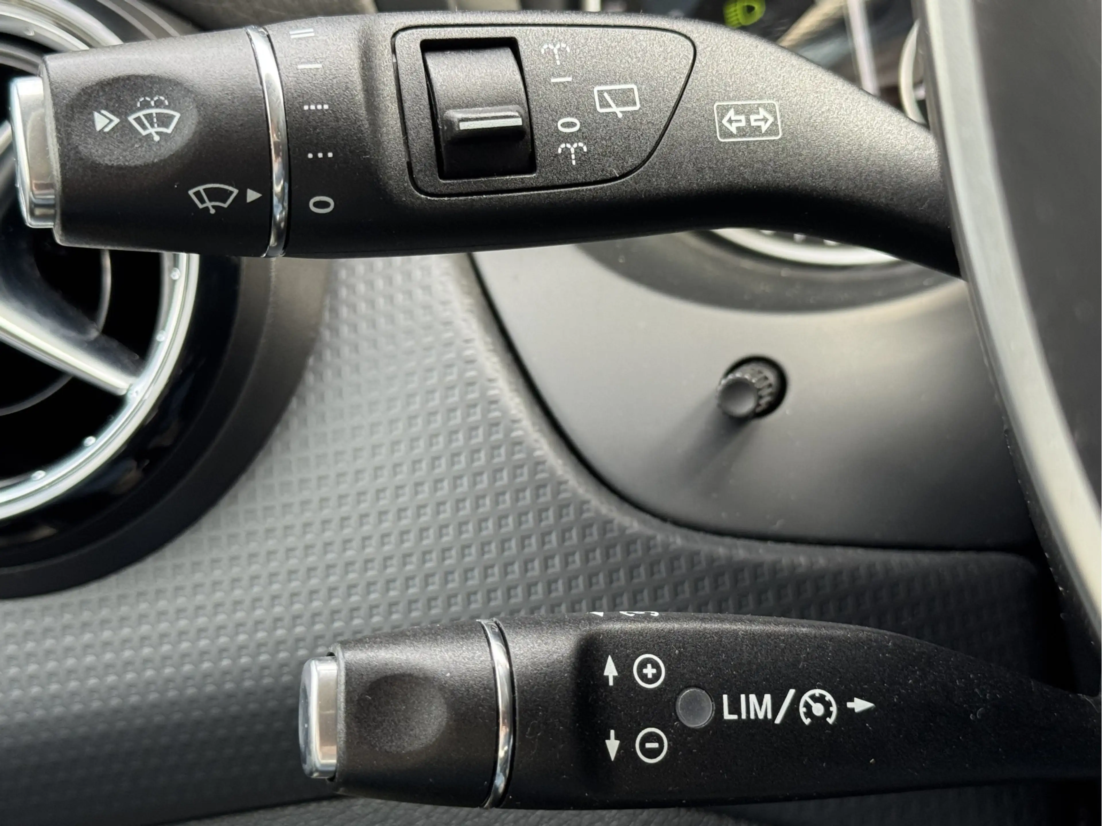 Mercedes-Benz A 180 | NL-AUTO! | NAVI | SPORTSTOELEN! — photo 21
