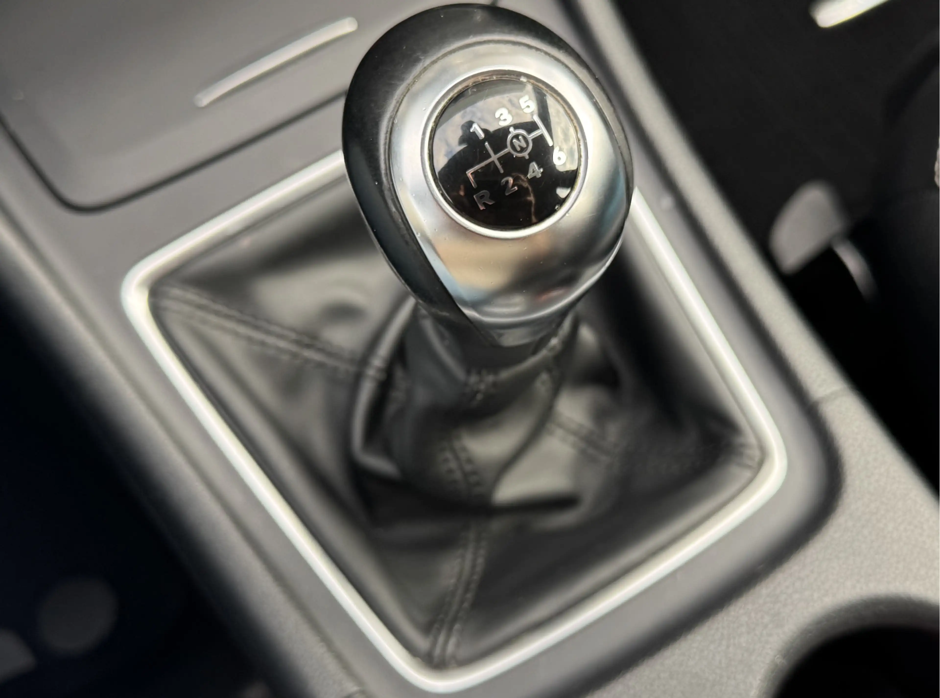 Mercedes-Benz A 180 | NL-AUTO! | NAVI | SPORTSTOELEN! — photo 17