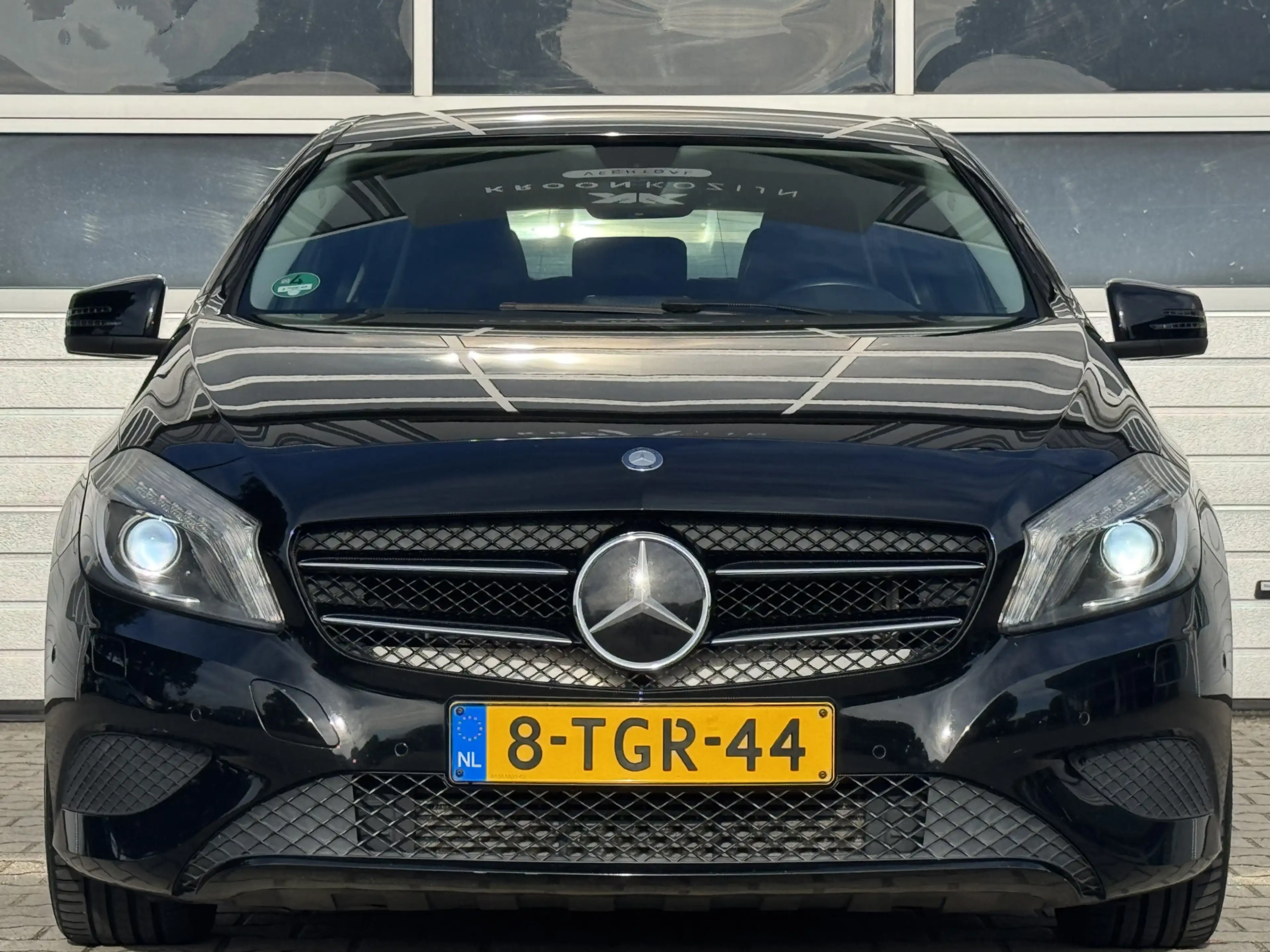 Mercedes-Benz A 180 | NL-AUTO! | NAVI | SPORTSTOELEN! — photo 2