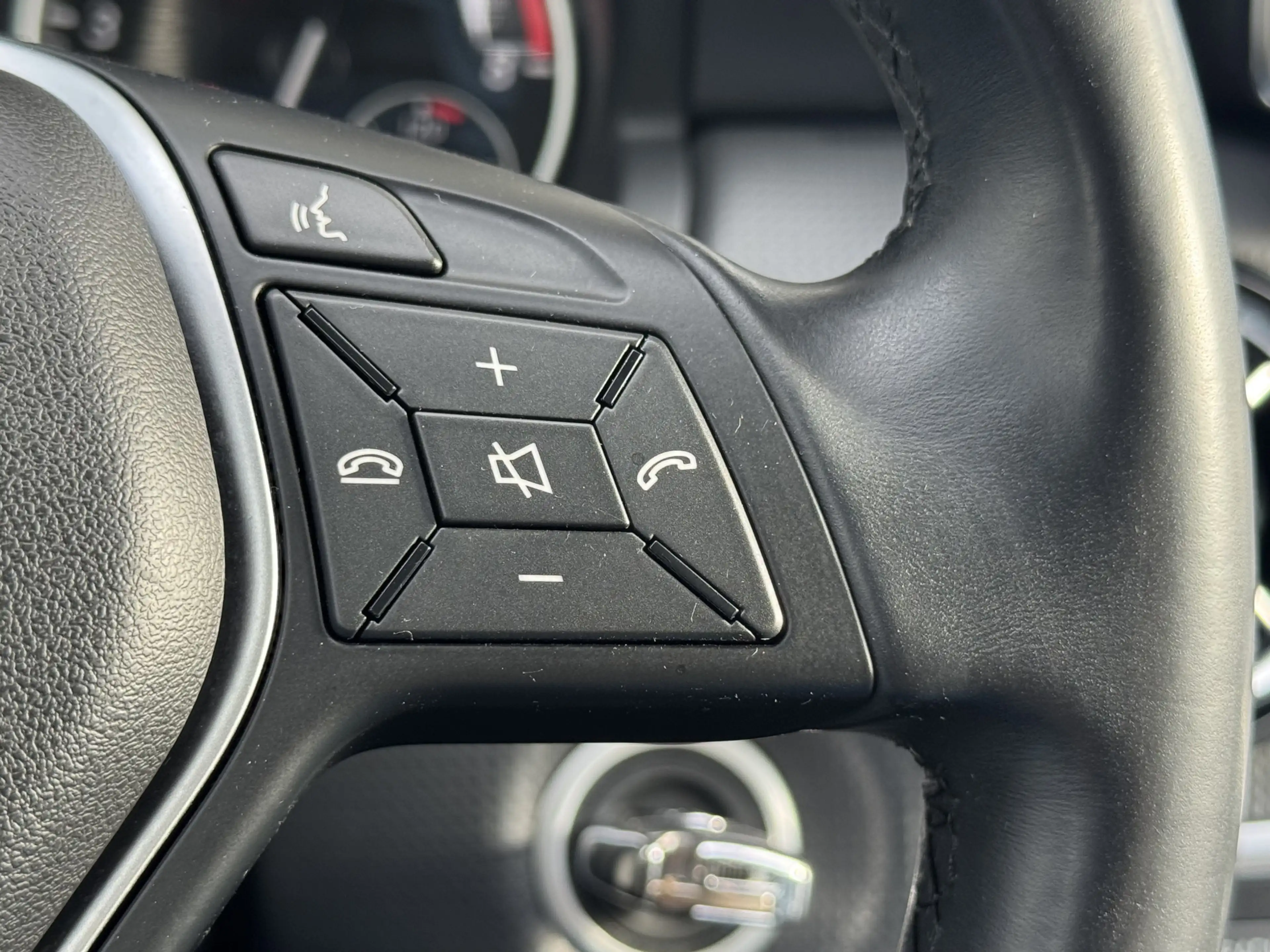 Mercedes-Benz A 180 | NL-AUTO! | NAVI | SPORTSTOELEN! — photo 20